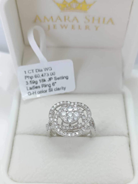 Daphne Diamond Ring
