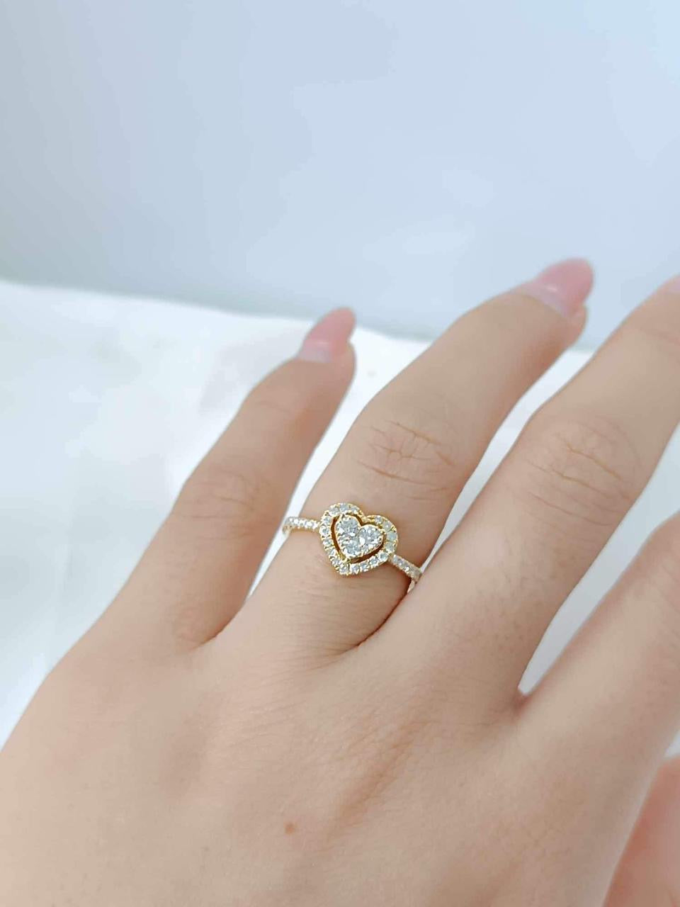 Luvette Diamond Ring